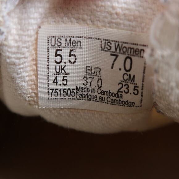 Vans Shoes Womens 7 Classic Slip On Sneakers Casual White Canvas Skate Trainers - Picture 11 of 11